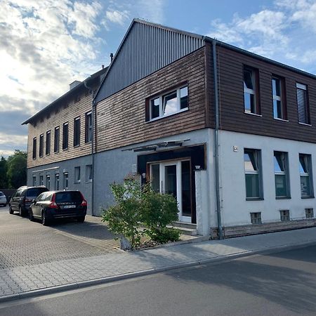 40 Qm Grosse Studiowohnung Zentral Gelegen In Гросс-Умштадт Экстерьер фото